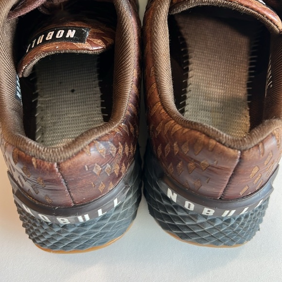NOBULL - leather trainer, perforated details, 6.5 - Picture 8 of 11